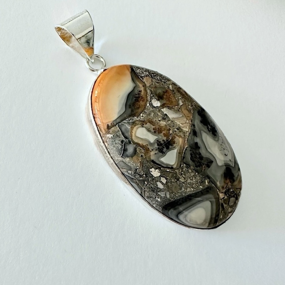 Maligano Jasper Pendant